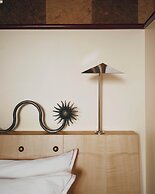 Luxia Hotel & Spa