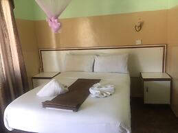 Ramorwa Guest Lodge