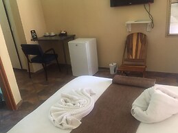 Ramorwa Guest Lodge