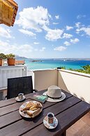 Manos Apartments