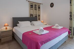 Manos Apartments