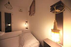 Dopa Hostel