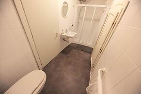 Dopa Hostel