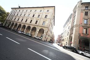 Dopa Hostel