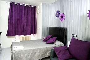 Hostal Emporda