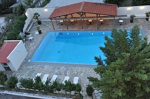 Edelweiss Hotel