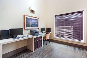 Best Western Plus Chateau Fort St. John