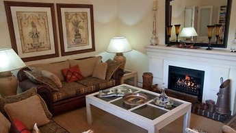 Fernwood Manor