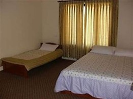Dhampus Resort