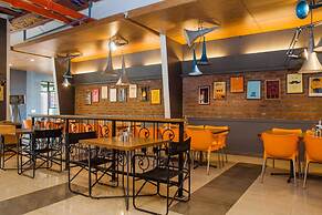 Max Hotels Jabalpur