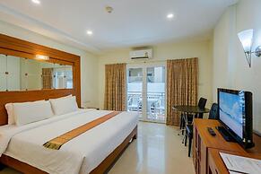 Whitehouse Condotel