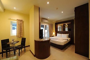 Whitehouse Condotel