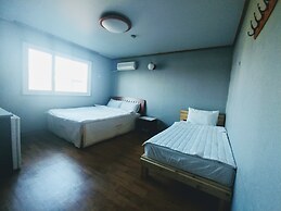 Shiny Hotel