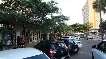 403 Lighthouse Mall Apartments