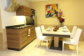 Delora Hotel and Suites
