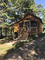 Longmuir's Hidden Cove Cottage Resort