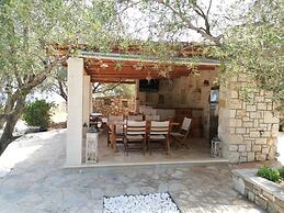Kymaros Villas