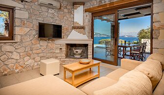 Kymaros Villas