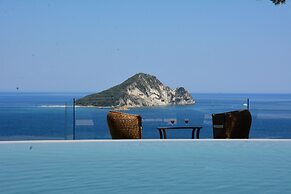 Kymaros Villas