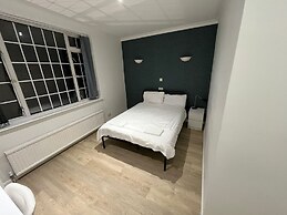 White Rose Hotel & Restaurant - Leeds