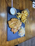 White Rose Hotel & Restaurant - Leeds