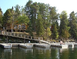 Tomahawk Resort