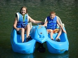 Tomahawk Resort