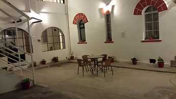 Heritage Inn
