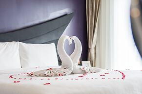 Blue Boat Hotel JC