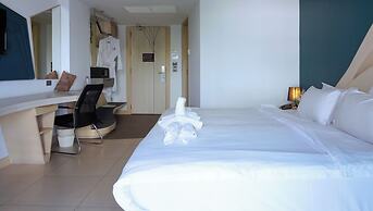 Blue Boat Hotel JC