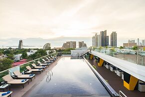 Blue Boat Hotel JC