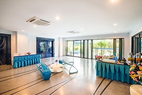 Blue Boat Hotel JC