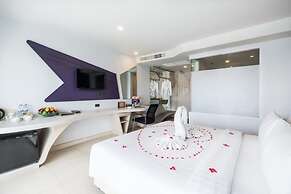 Blue Boat Hotel JC