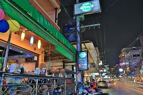 Harrys Hotel, Bar & Restaurant