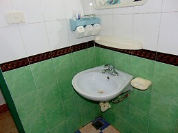 Alex Ha Long Hotel