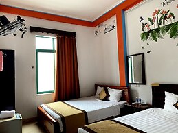 Alex Ha Long Hotel