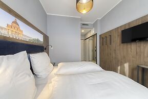 Smart Stay Hotel Station
