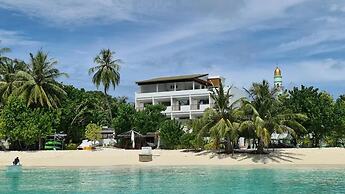 Luau Beach Inn
