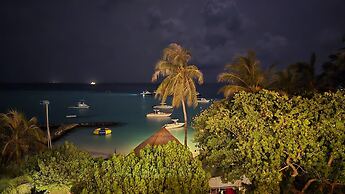 Luau Beach Inn