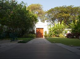 Le Colonial 1506
