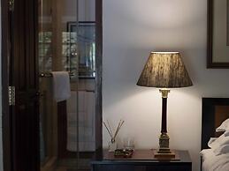 Le Colonial 1506