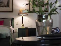 Le Colonial 1506