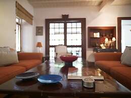 Le Colonial 1506