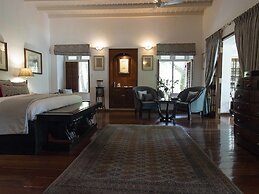 Le Colonial 1506