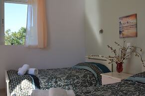Aloni Studios & Apartments