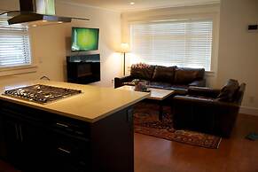 Kitsilano Home 2 Home