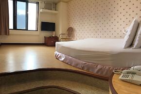 Chantai Hotel