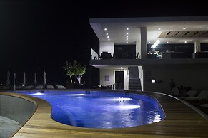 Whitelace Hotel Resort & Spa