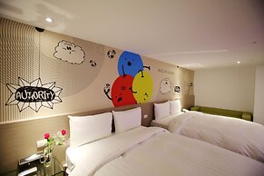 Chiayi Look Hotel