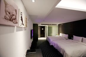 Chiayi Look Hotel